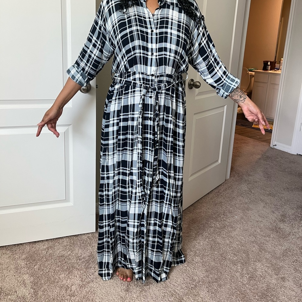 Eien Full Button Down Belted Dress